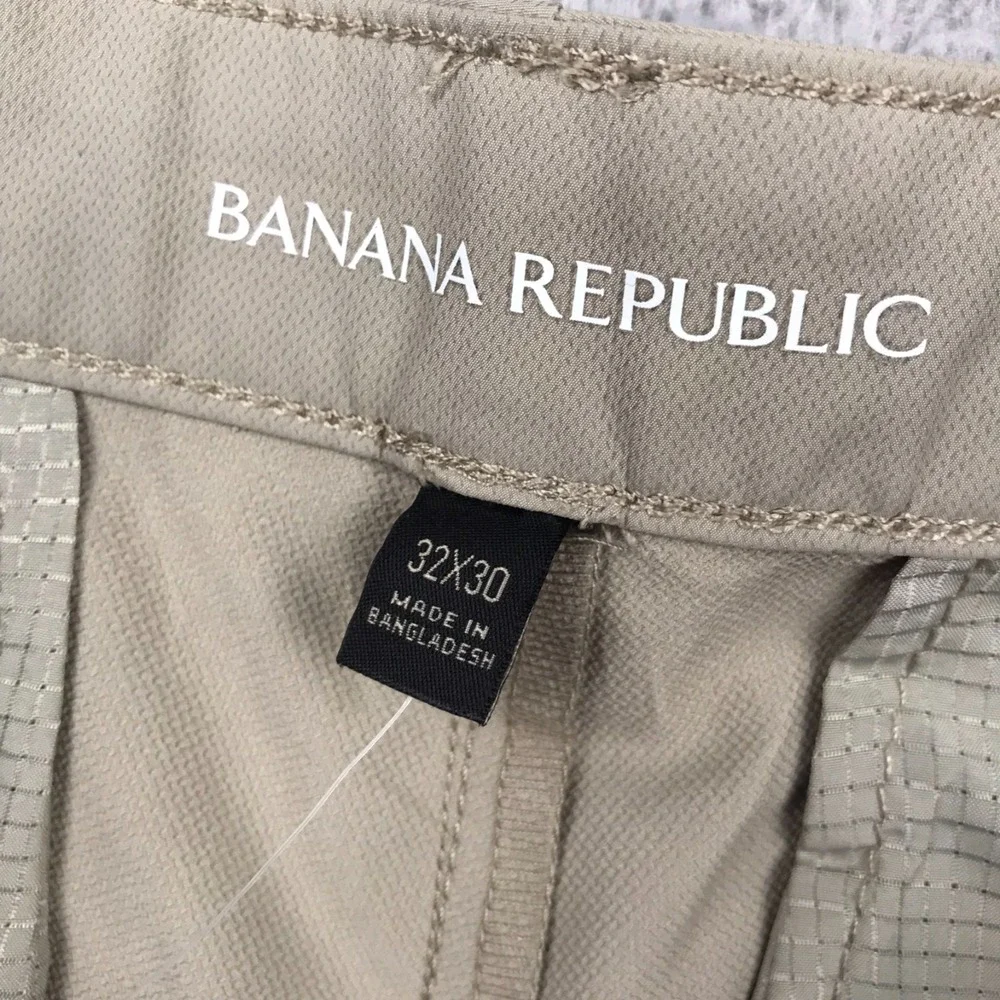 Banana Republic Chino Pants Mens 32x30 London Fog‎ Performance Slacks NEW NWT